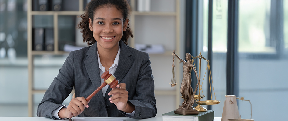 How to Become a Legal Adviser in South Africa